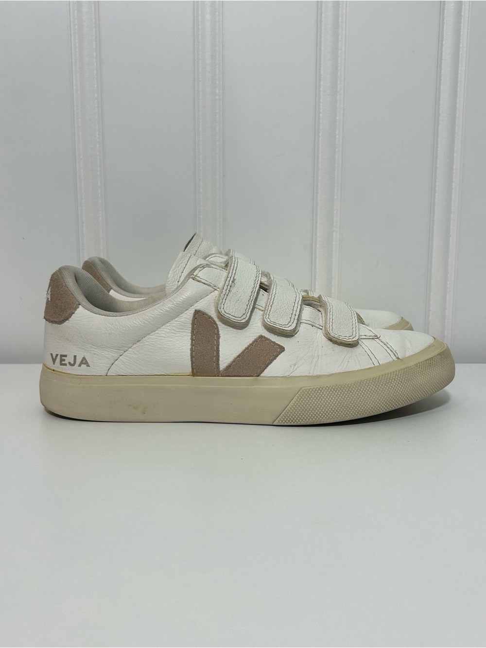 Veja recife white leather beige strap leather sneakers